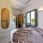 Acoya Suites Paros * Alikí
