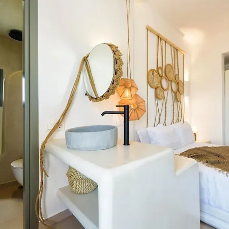 Acoya Suites Paros * Alikí